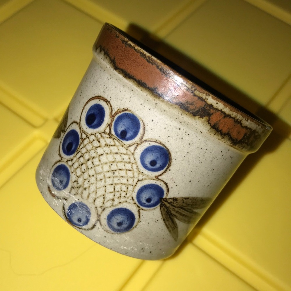 Takahashi small pottery planter